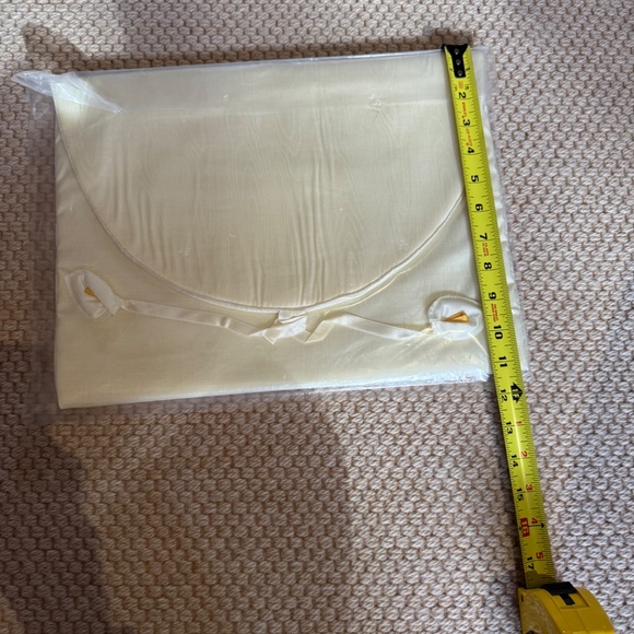 Presentables Vintage Satin Lingerie Pouch Clutch New in Package-set of 2 - Picture 7 of 11